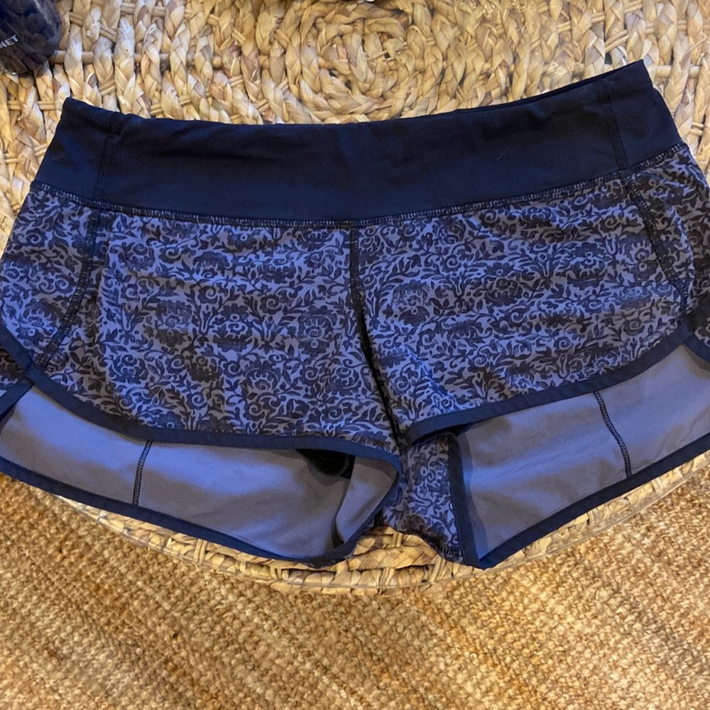 COPY - Printed Lulu Lemon Shorts